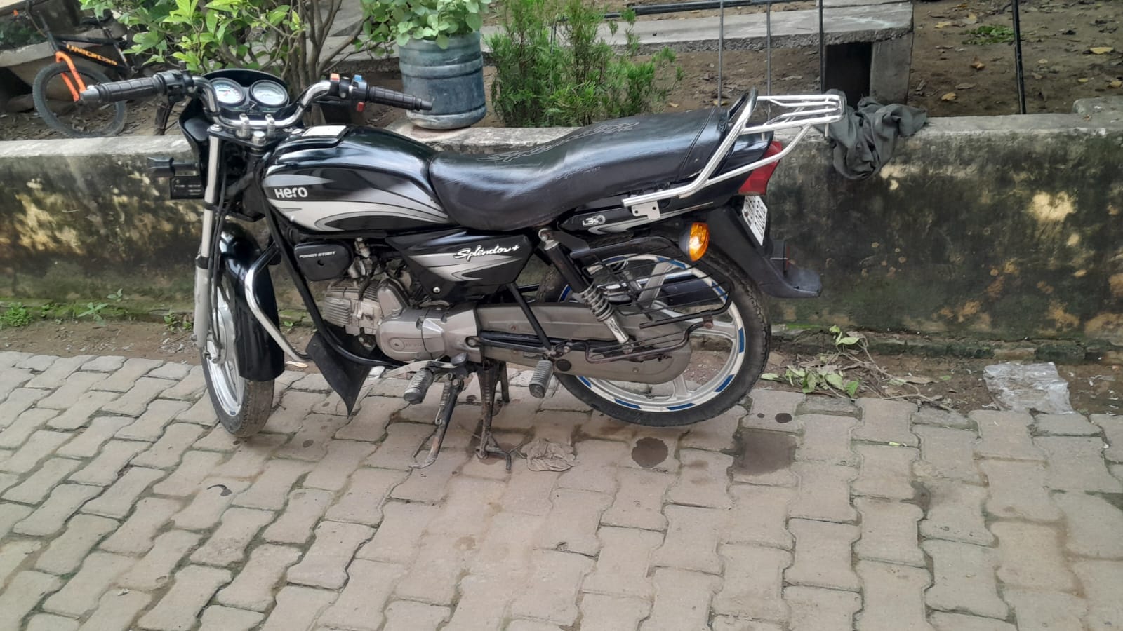 Bike Rent In Varanasi